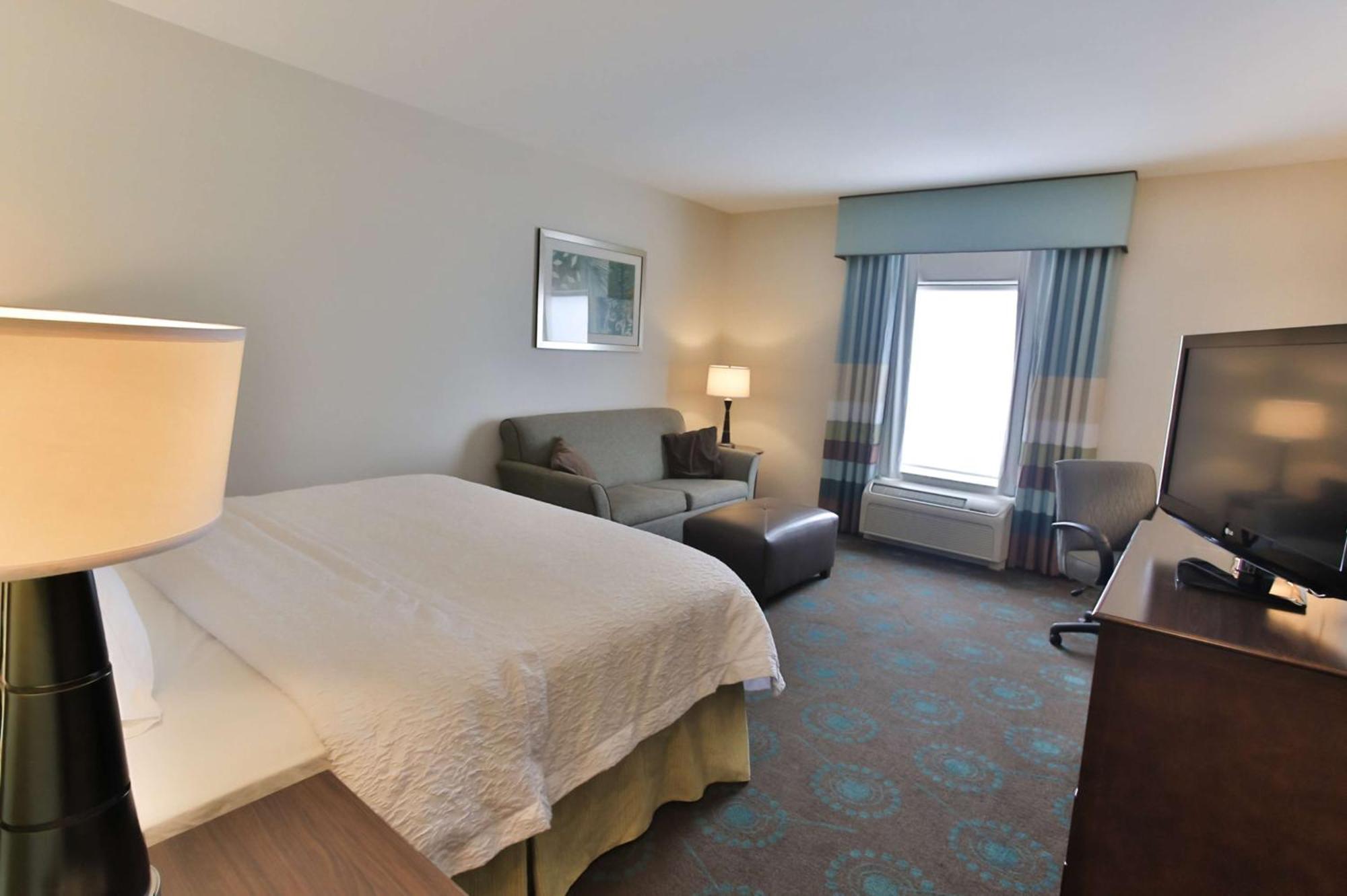 Hotel Hampton & 3*